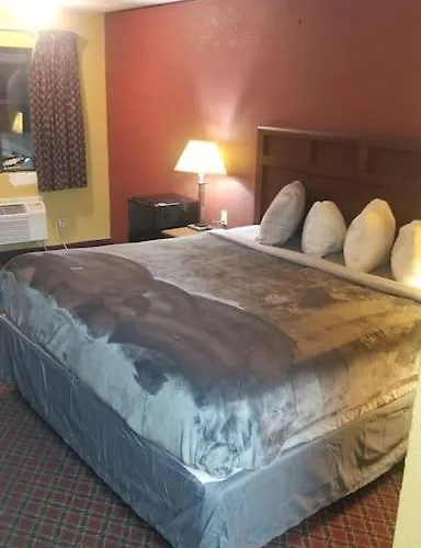 Hotel 2 Queens Hotel Room 107 Booking